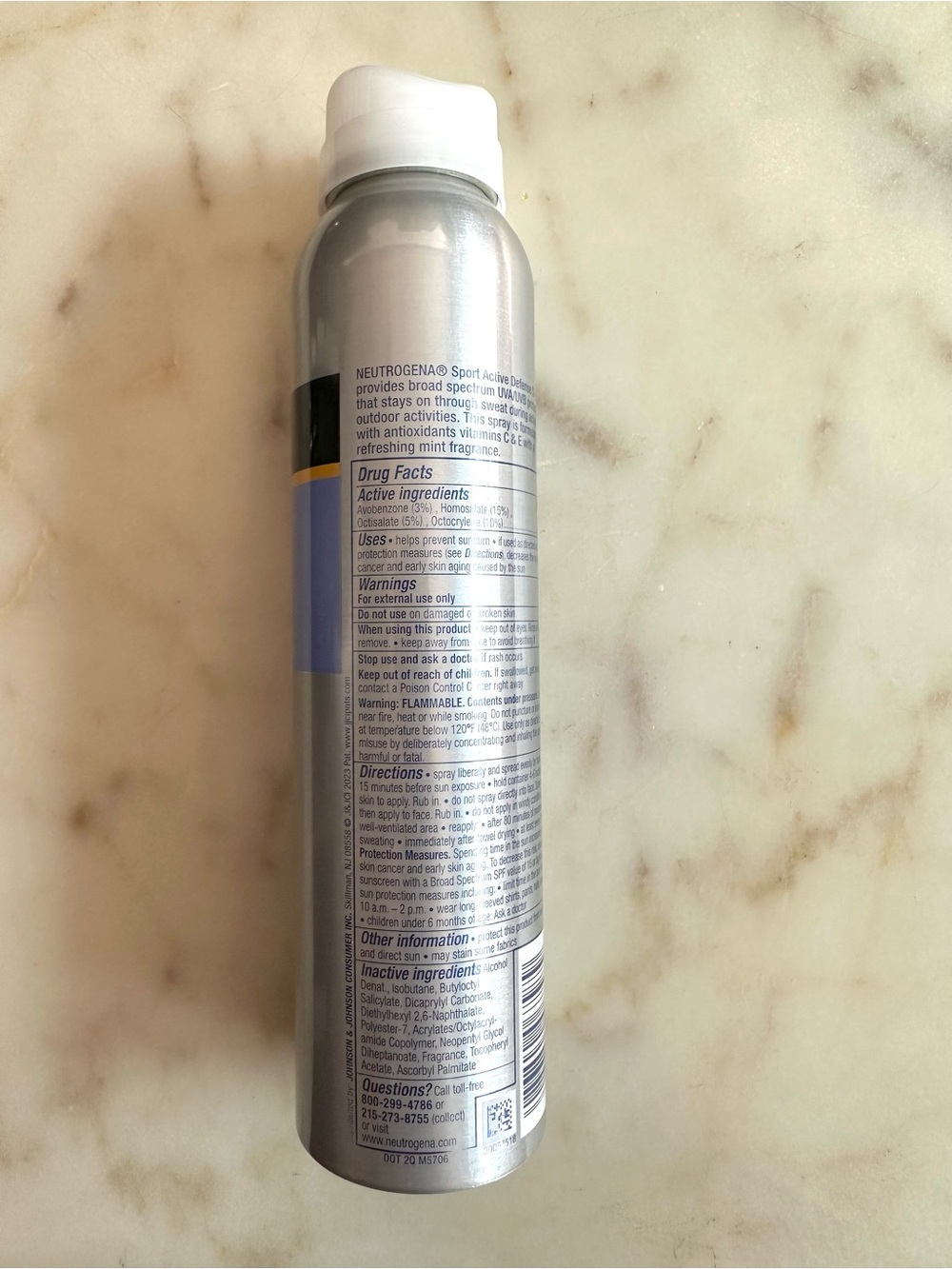 Neutrogena Sport Active Defense Sunscreen SPF 70 - Picture 3 of 4